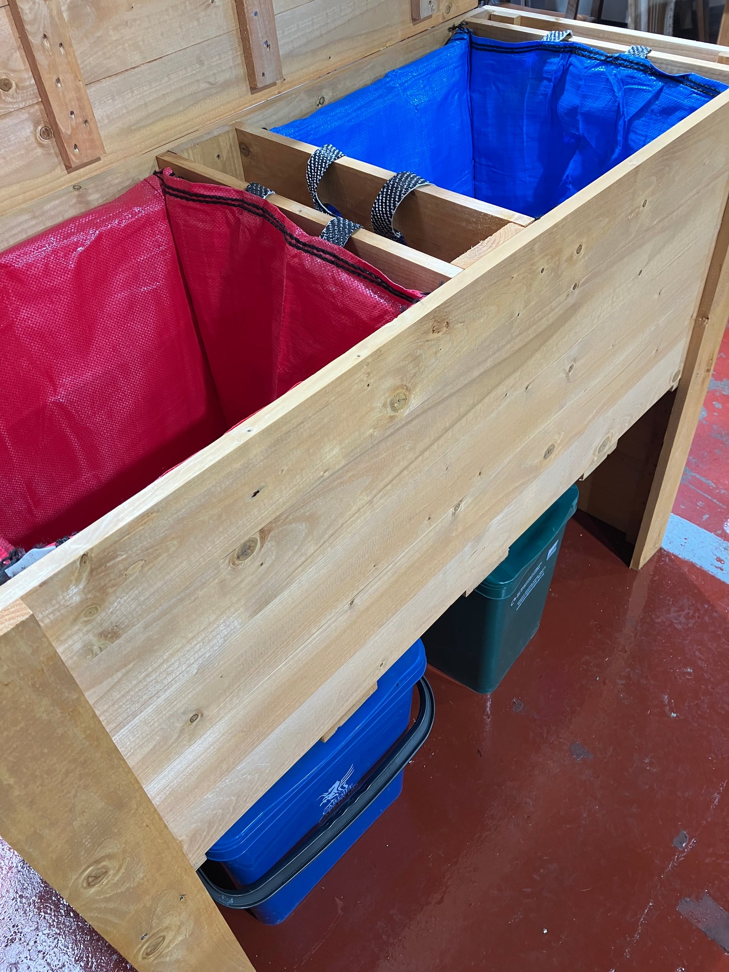Double Decker with EPDM covered Waterproof lid. Cardiff